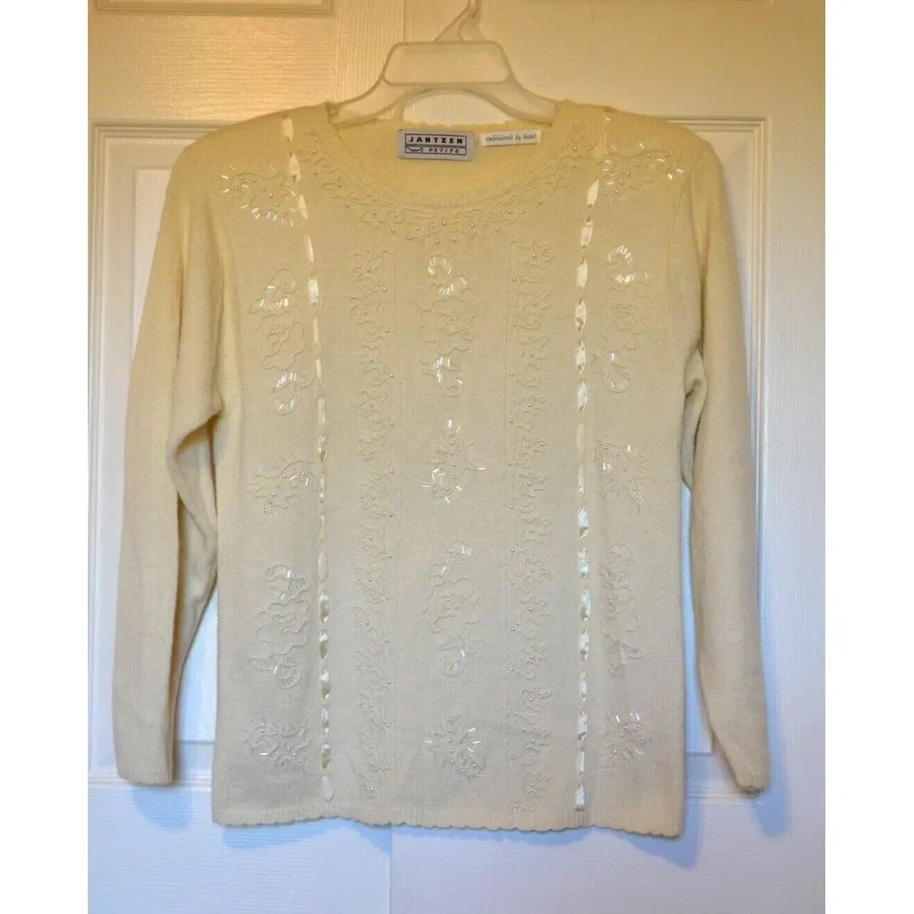 Vintage Jantzen Women's Sweater Petite M‎ Embellished w/ Beads Ribbons